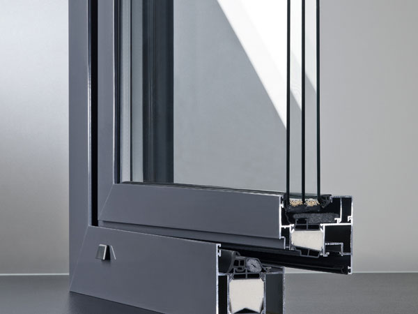 prve hlinikove okno s energetickym stitkom triedy a na slovensku