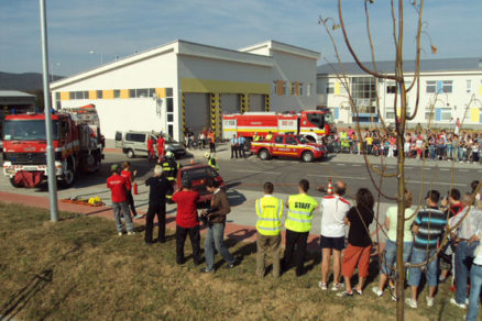 r1 pr1bina ste na spravnej ceste