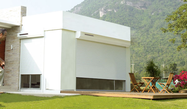 Sebestačná protislnečná ochrana