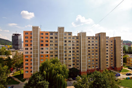 Situácia na trhu nehnuteľností v Košiciach pripomína zákopovú vojnu