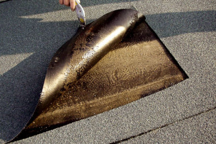 Skúšky tesnosti povlakovej hydroizolácie na plochých strechách