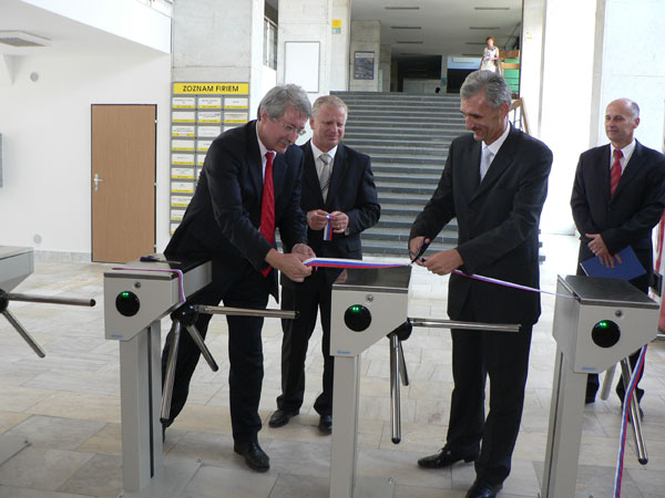Slávnostné otvorenie bezbariérového prístupu do budovy Stavebnej fakulty STU