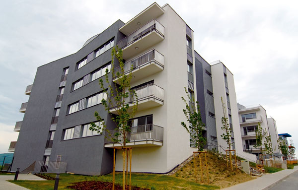 V prvom kvartáli dokončili 3 098 a začali stavať 4 063 bytov