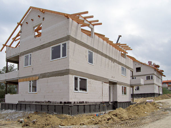 Vápennopieskové tehly na nízkoenergetické domy