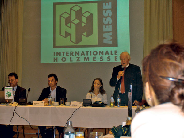 Veľtrh dreva s viac ako 450 vystavovateľmi