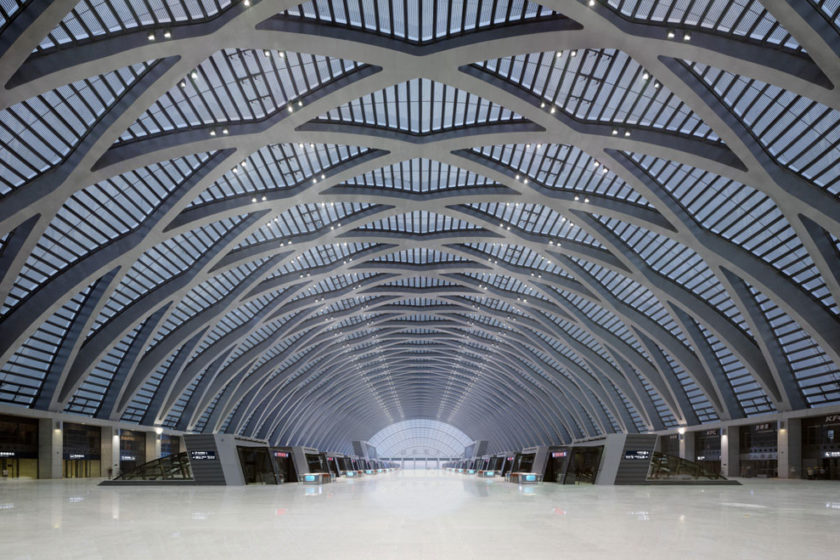 zeleznicna stanica v tianjin ako interpretacia sucasnej katedraly